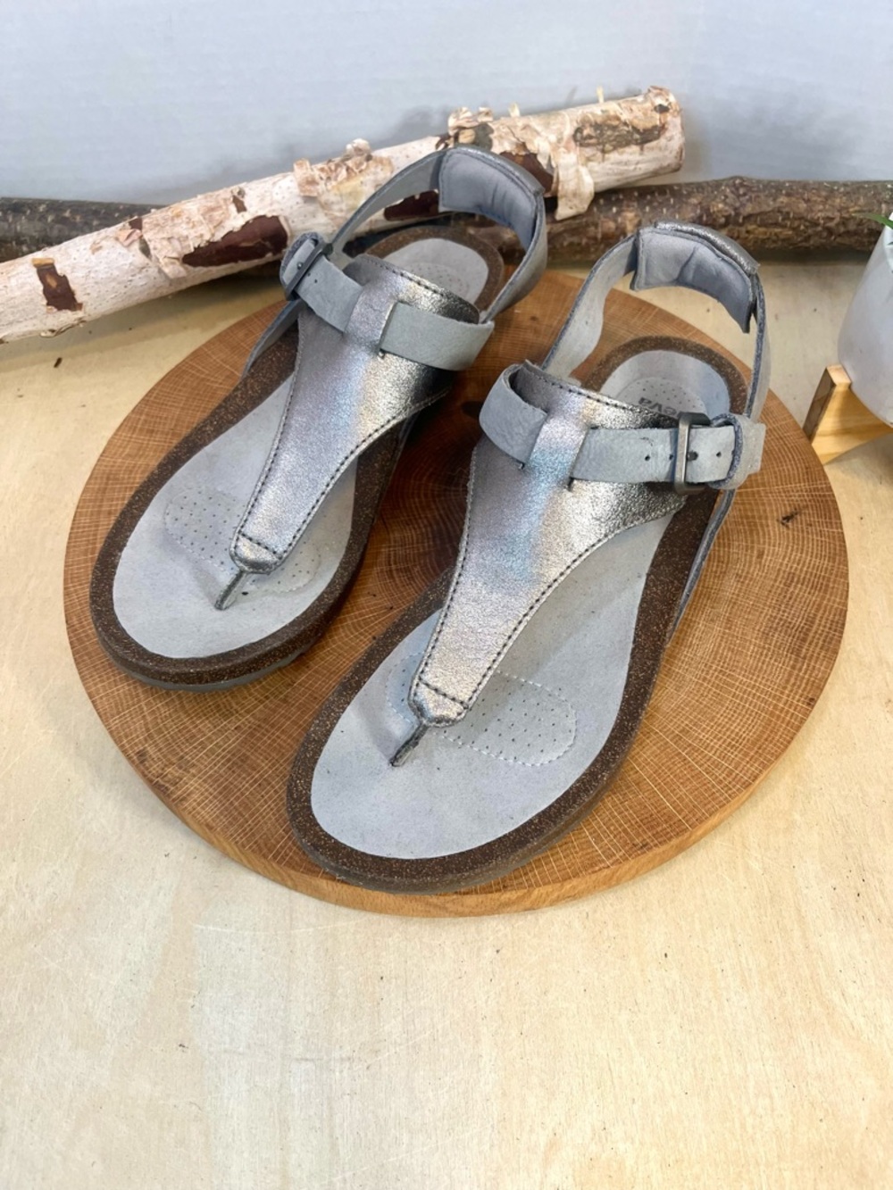 Teva Verra Silver Grey Strappy Hiking Sandals - Women's Size 9.5